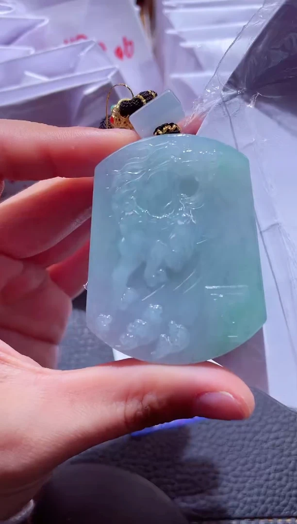 颈饰未镶嵌翡翠00007974