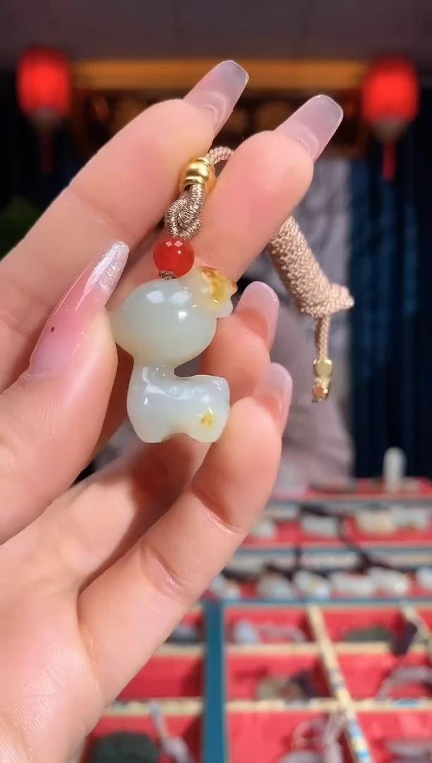 【闪购商品】和田玉颈饰未镶嵌鹿牌