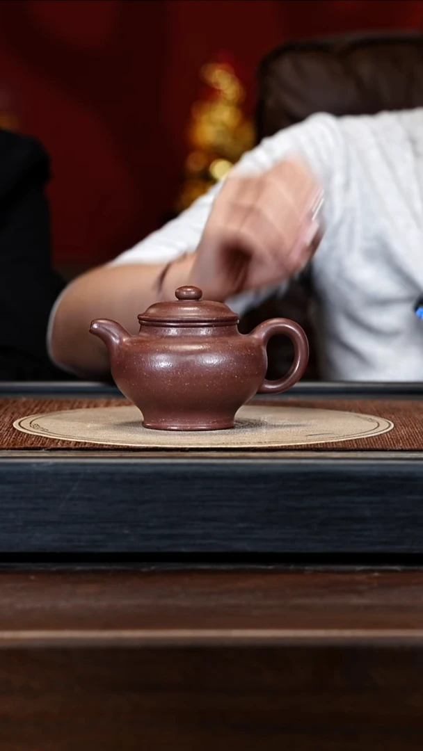 宜兴紫砂LHQ 天青 掇只