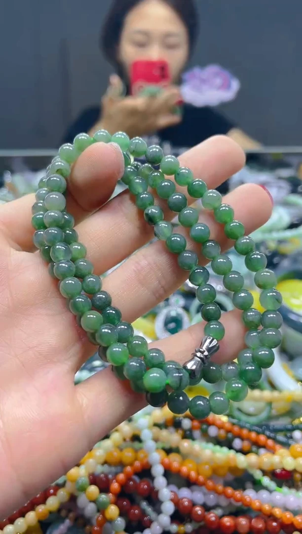 颈饰未镶嵌翡翠5MM/U/翡翠A货，一件也是批发价