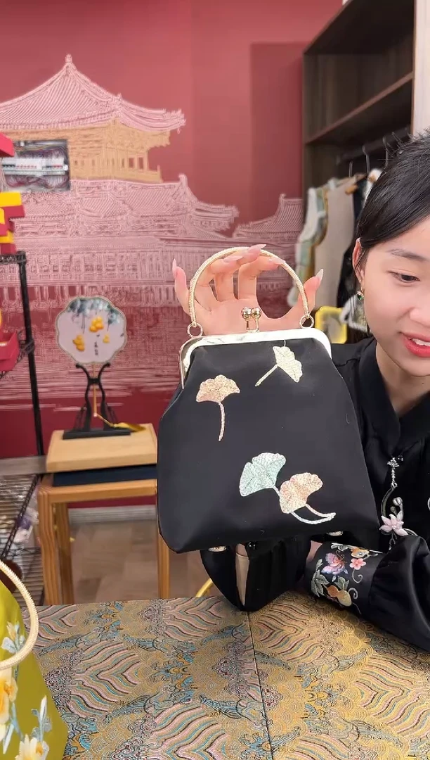 【闪购商品】刺绣刺绣打籽绣苏绣手工刺绣包包