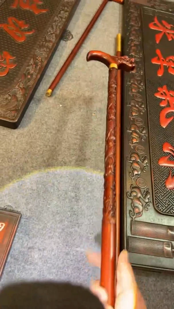 【闪购商品】非洲紫檀（红花梨）拐杖