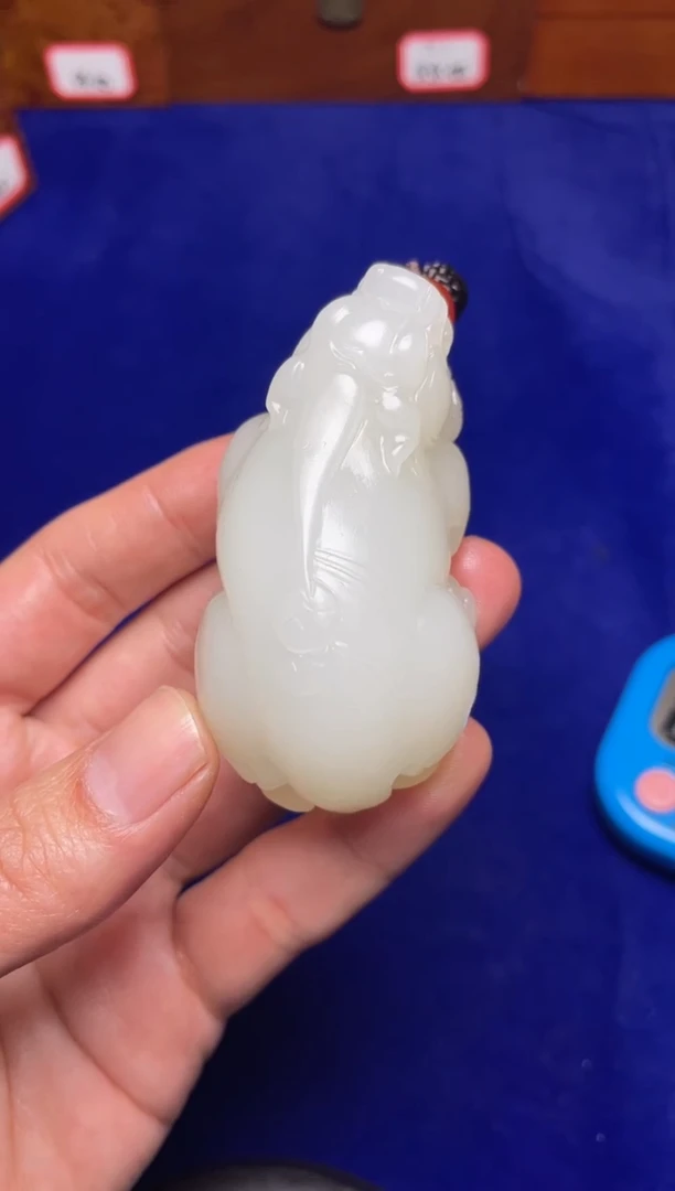 未镶嵌和田玉挂件浙****强和田玉