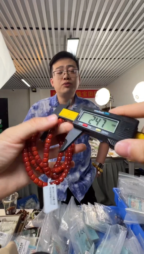 手串未镶嵌南红玛瑙约8.5mm南红玛瑙直切桶珠单圈手串