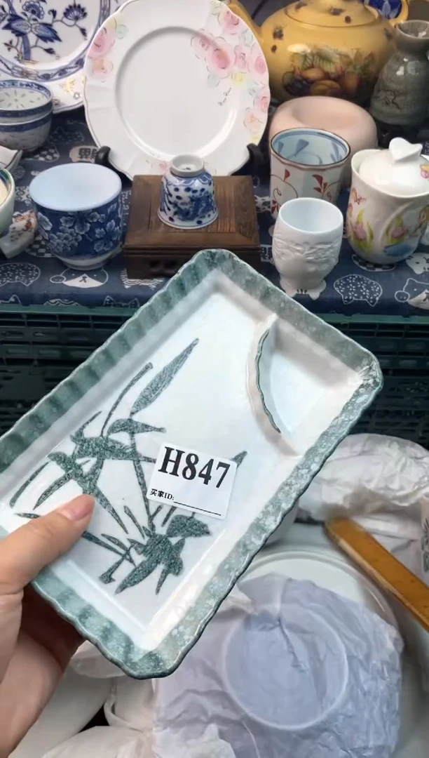 瓷片蓝**玲1111111111111111