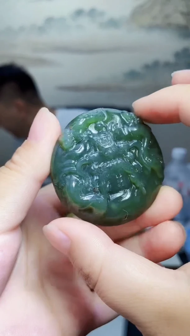 和田玉未镶嵌颈饰1