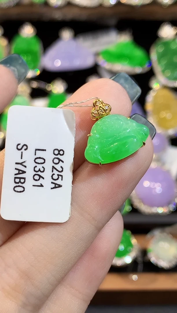 吊坠(不含链)18K金镶嵌翡翠L0361多样性发其一