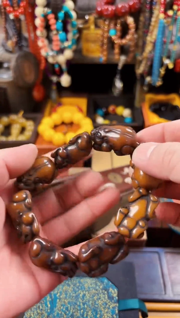 未镶嵌蜜蜡耳饰--------------------