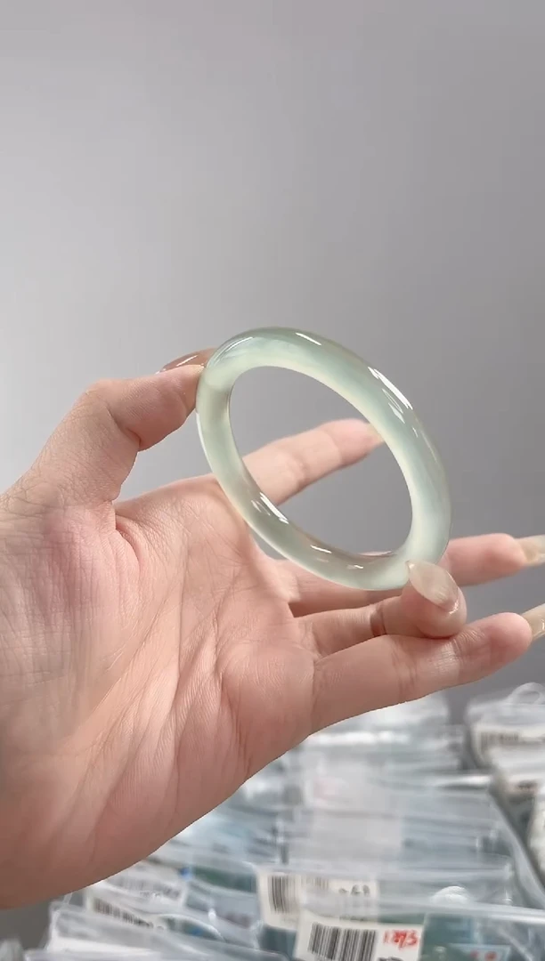 玛瑙/玉髓手镯未镶嵌53-54圈卡8