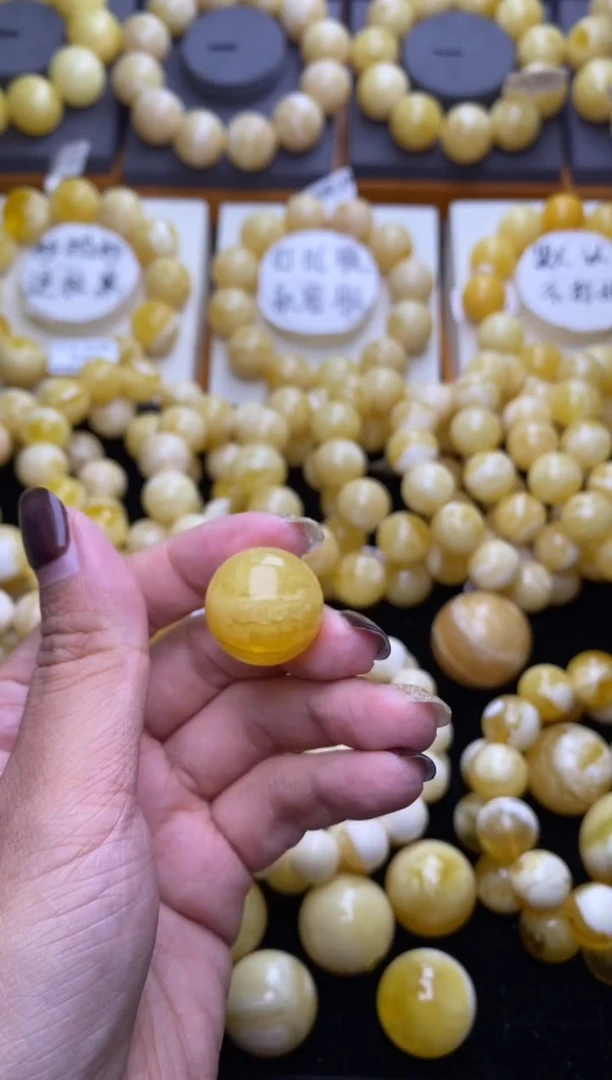 裸石琥珀未镶嵌大小姐珠宝81