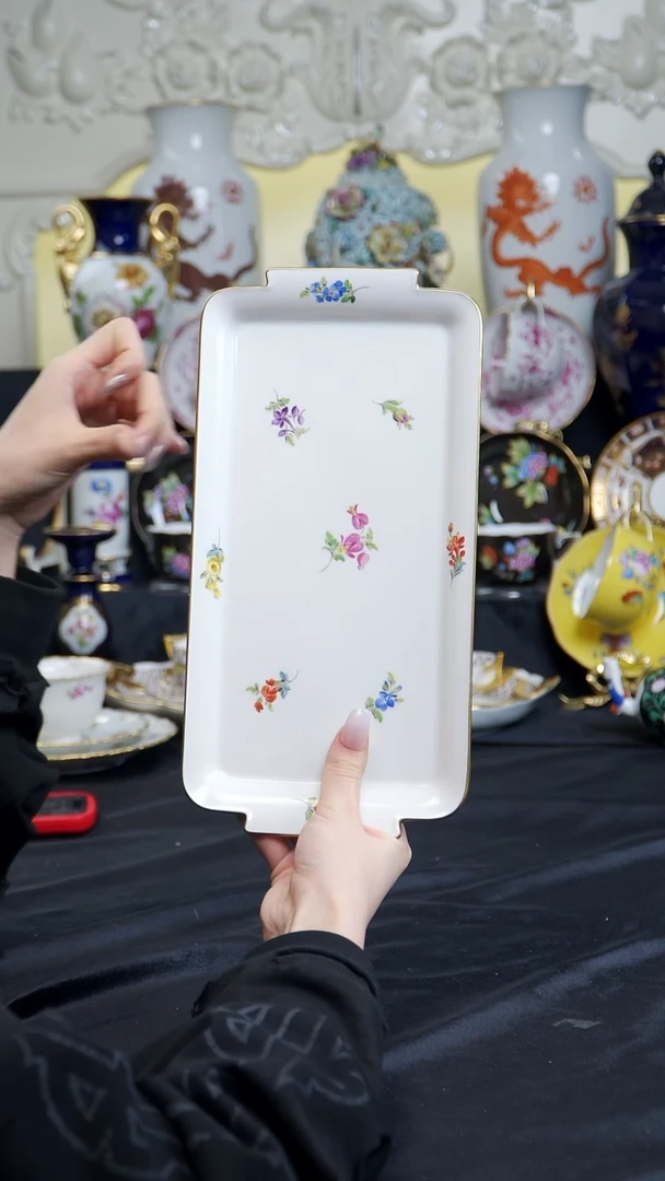 骨瓷婷婷中古器物如图所示83