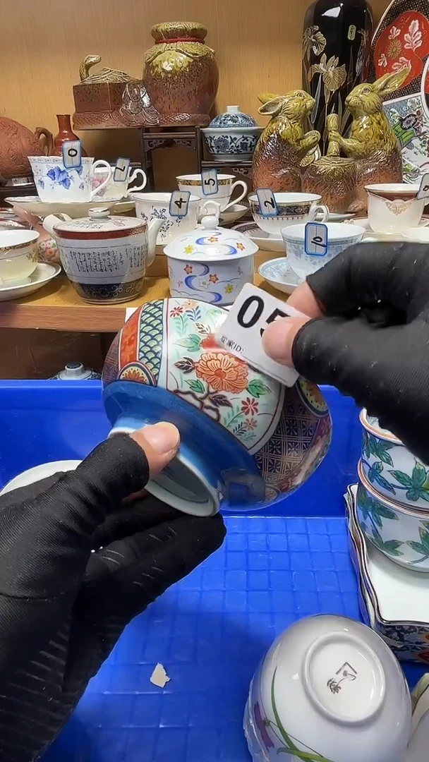 随*中古货品默认微瑕
