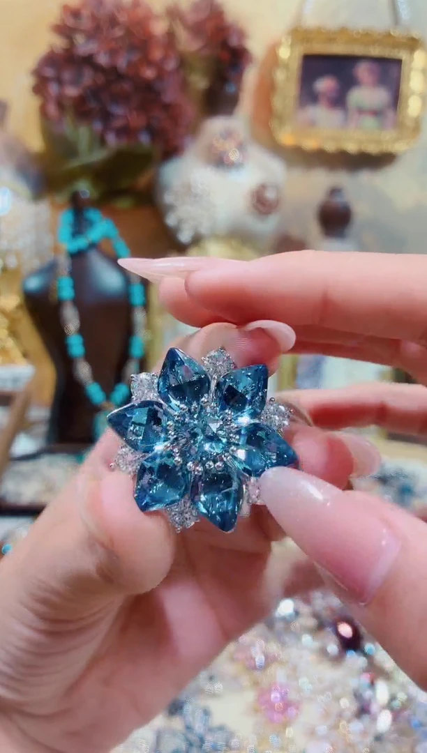 合成立方氧化锆铜合金闪耀蓝雪花