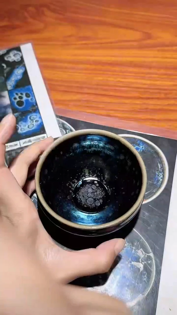 茶盏12盏尚明珠-吴燕