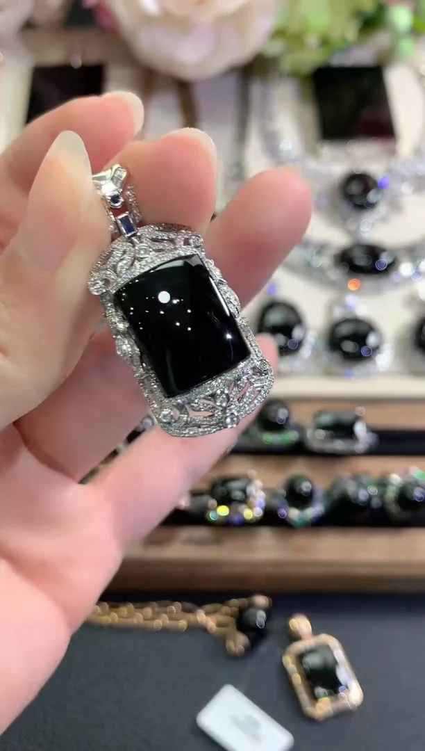 吊坠(不含链)18K金镶嵌翡翠d74