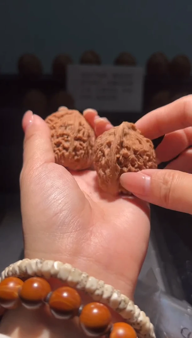 把件文玩核桃张*噻68福利对南疆石