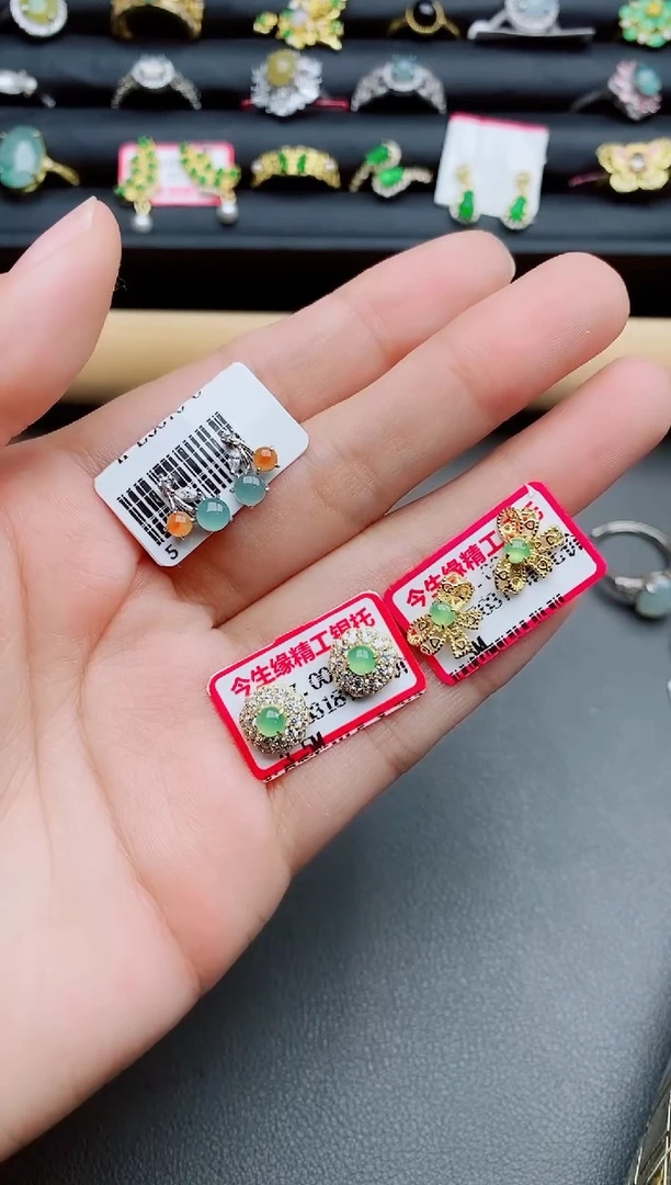 翡翠戒指银S925镶嵌瑞丽市颜玉珠宝