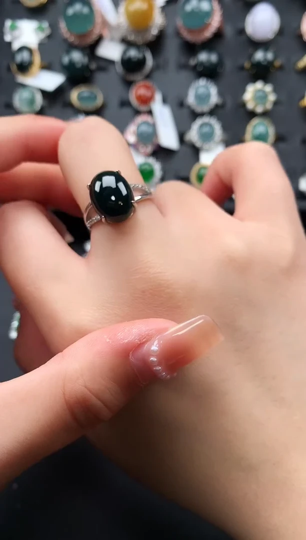 【闪购商品】翡翠戒指银S925镶嵌4234324