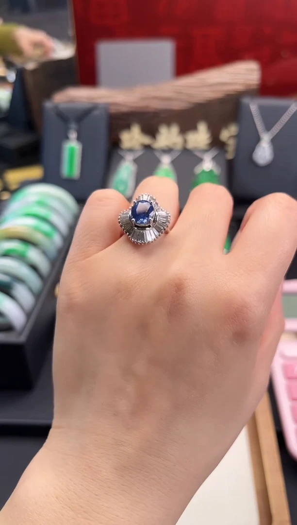 海蓝宝石戒圈18K金镶嵌戒指