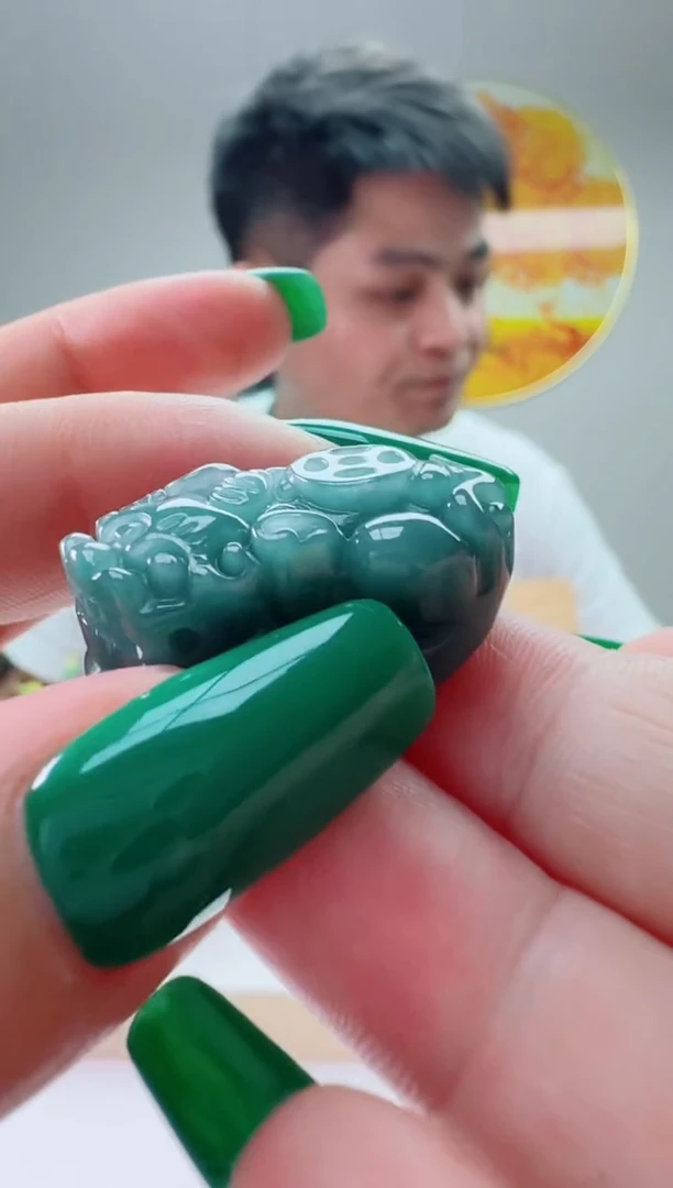 翡翠未镶嵌颈饰多样性随机发其一