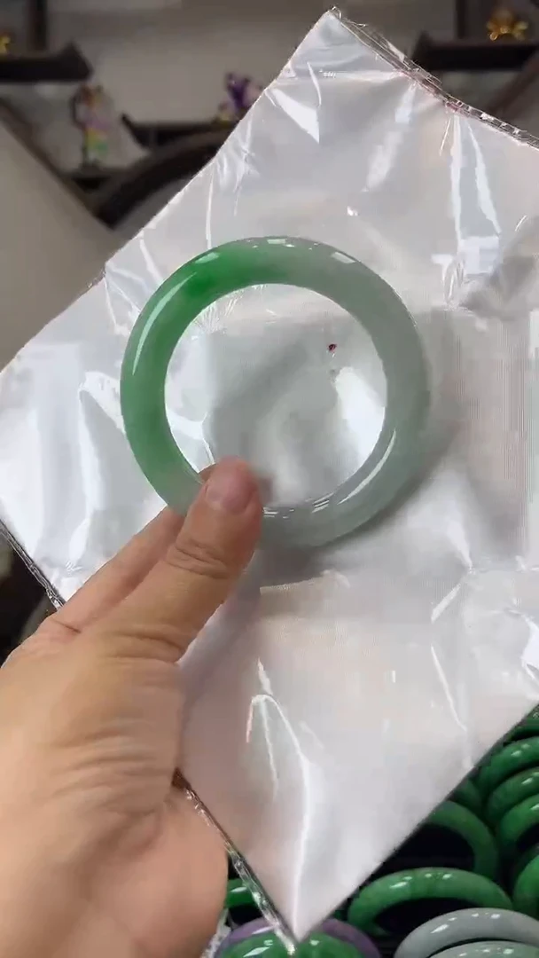 【闪购商品】砖雕a34 圈口58.5 独货手镯