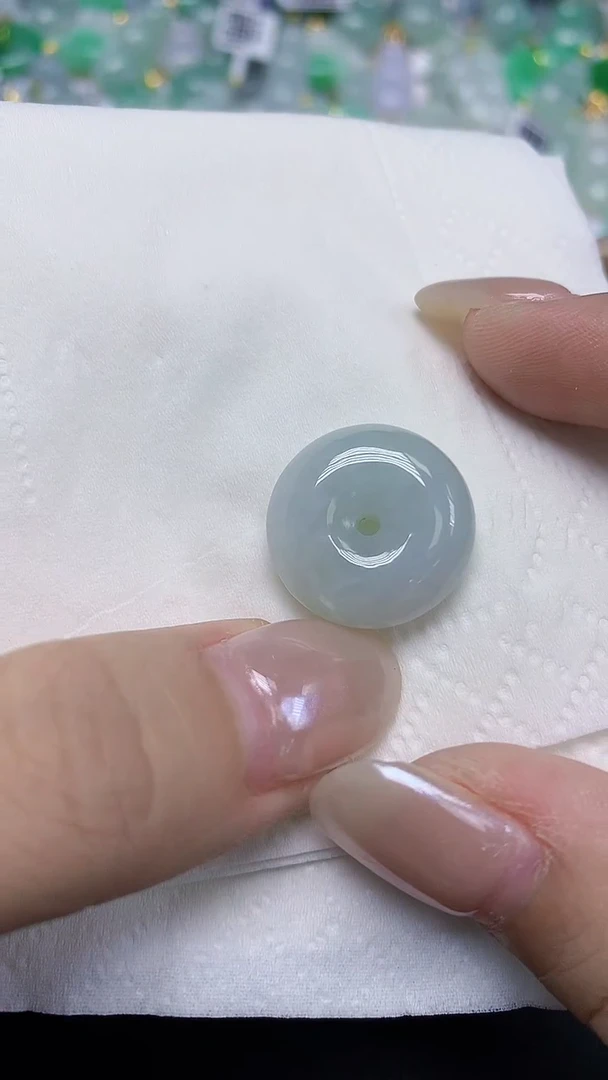 翡翠未镶嵌颈饰天然缅甸翡翠A货