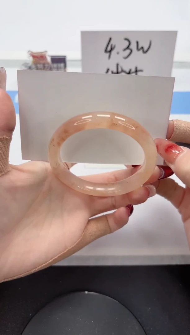 【闪购商品】石英质玉手镯未镶嵌A405-56.2