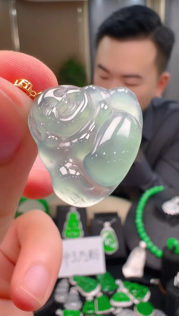吊坠(不含链)18K金镶嵌翡翠天然A货翡翠多样性发一