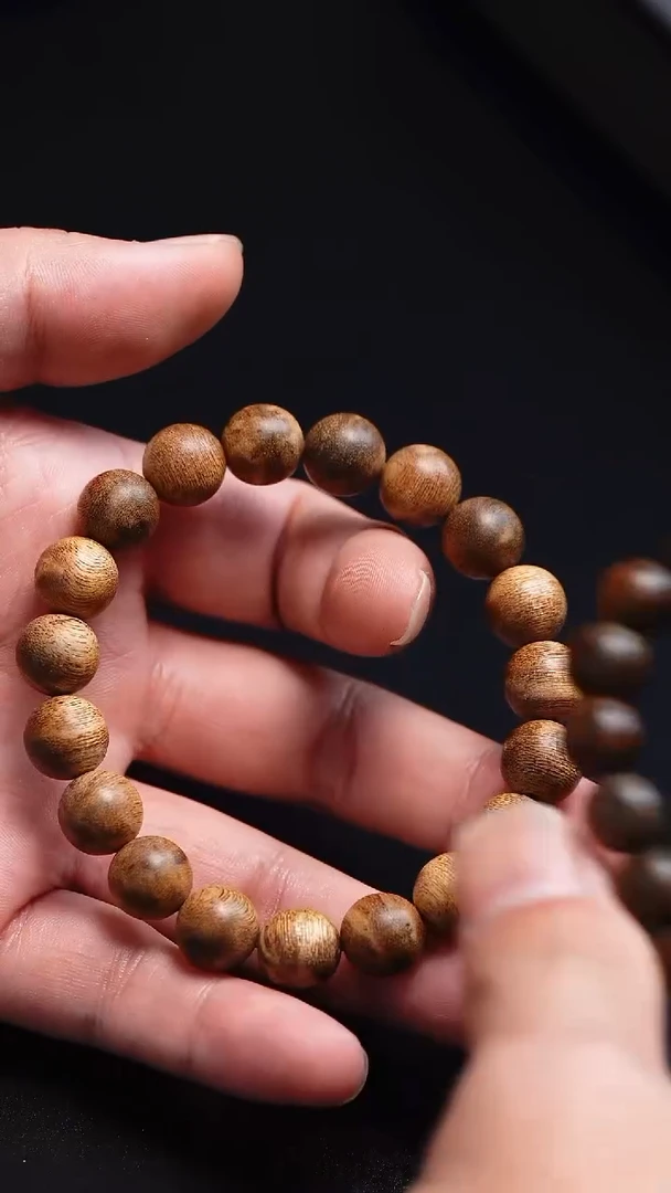 沉香沉香碎屑金三角奇楠种1.1单圈