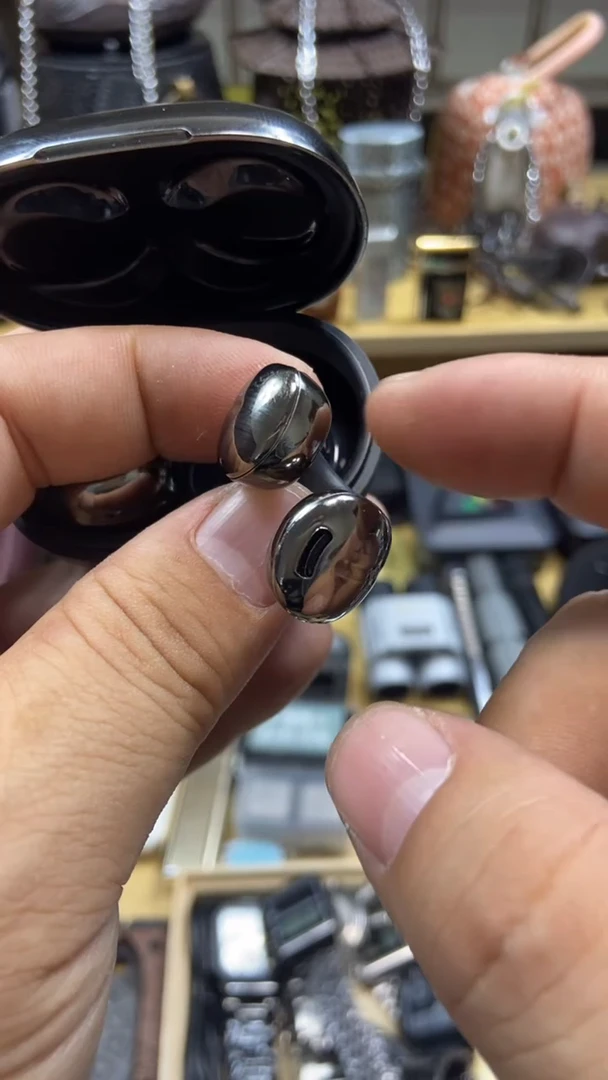 瓷片闪购商品  如图所示