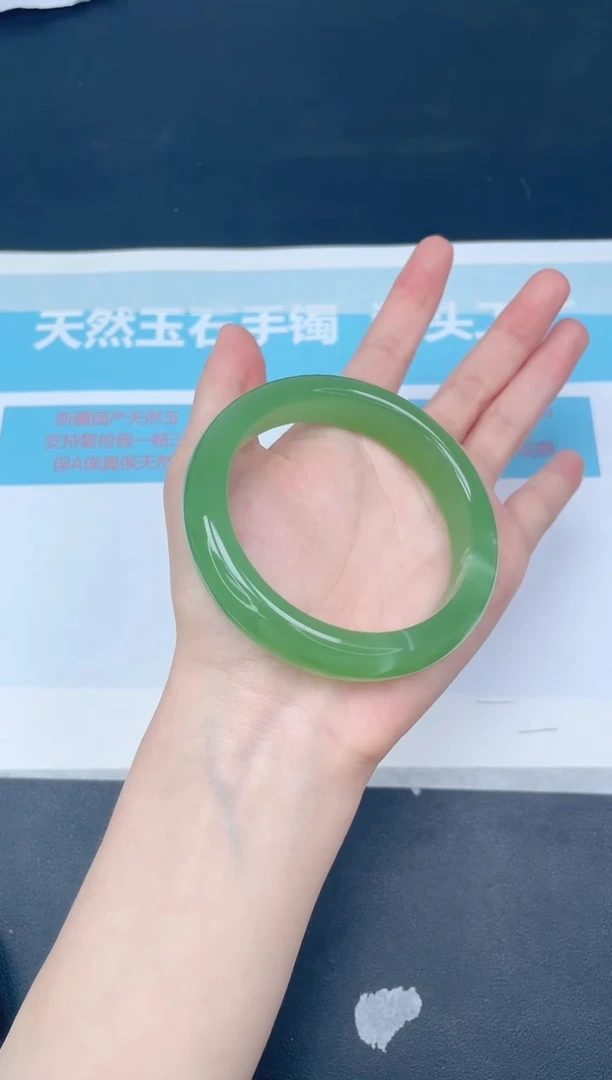 未镶嵌手镯石英质玉m108/5960