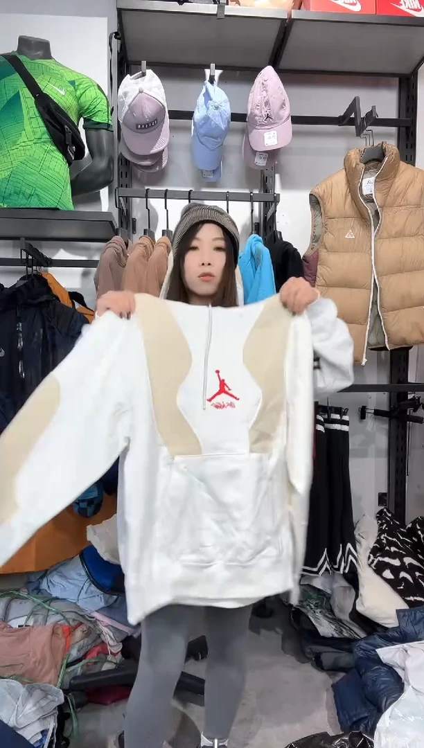 1287  编码 瑕疵款直播间过款为准 尺码    身高  M