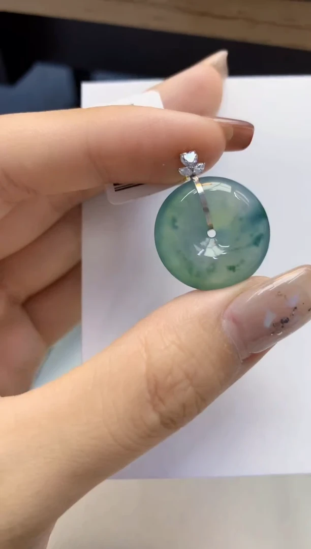 颈饰18K金镶嵌翡翠天然A货翡翠百元以上9元证书费自理