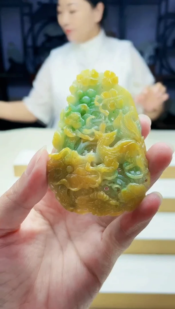 未镶嵌定制翡翠毛货09270243