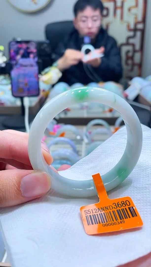 未镶嵌手镯翡翠230-55