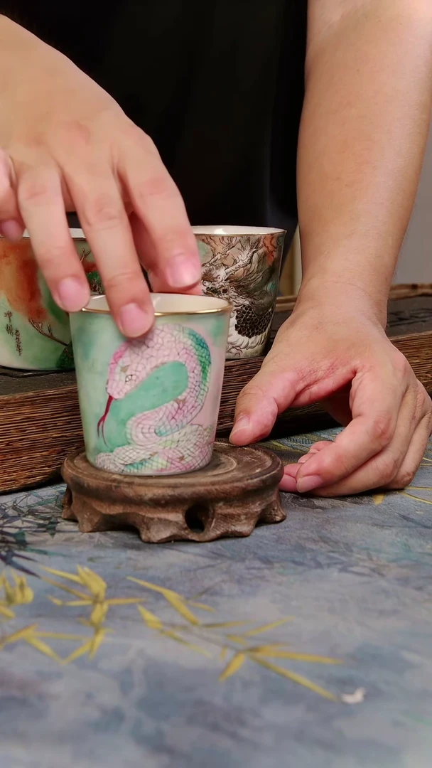 亘古福利分享@ 粉蛇