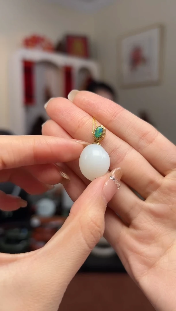 【闪购商品】和田玉颈饰18K金镶嵌1539-G56 桃