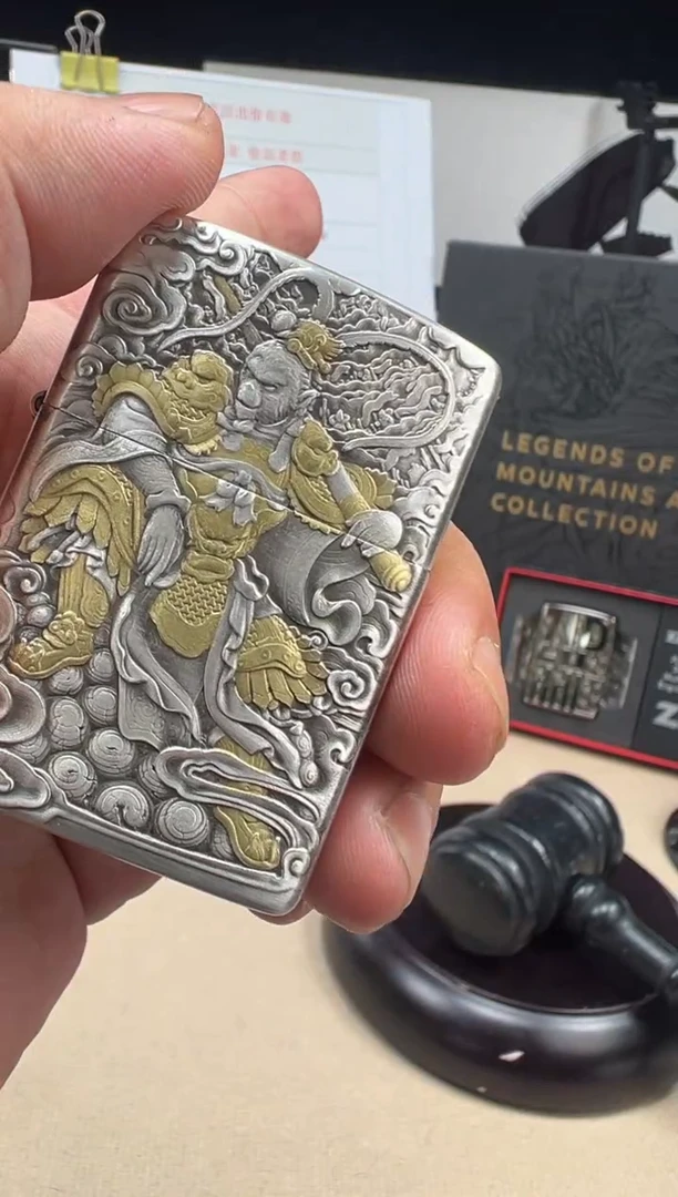 铜封侯拜相-盔甲熏银鎏金（带证书）