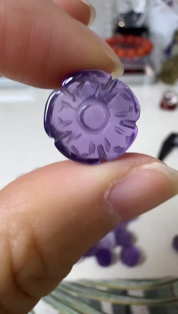 颈饰未镶嵌水晶矿坑10