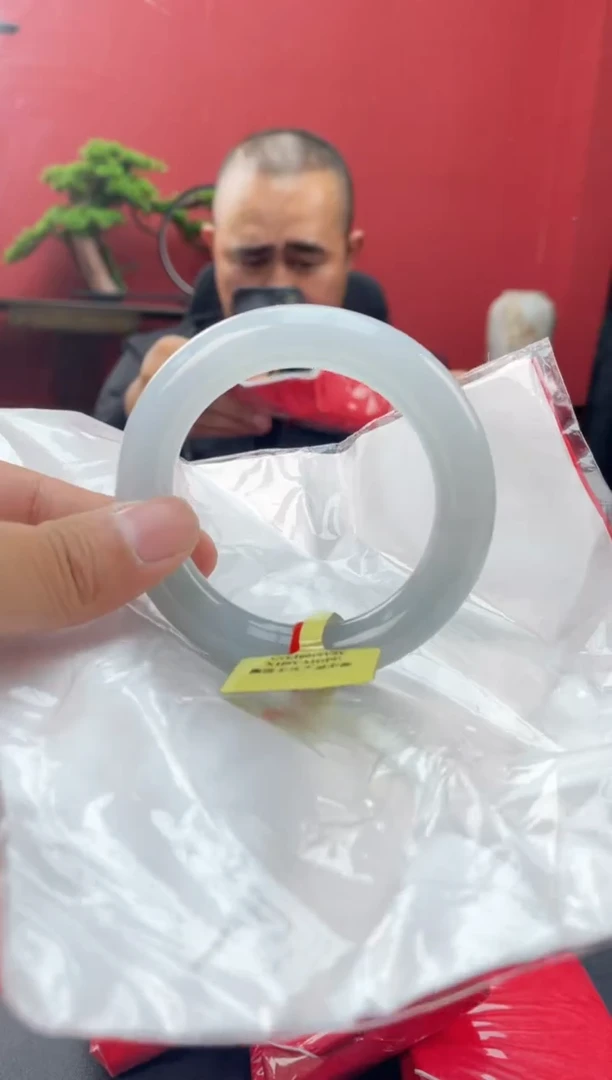 未镶嵌手镯翡翠翡翠手镯6