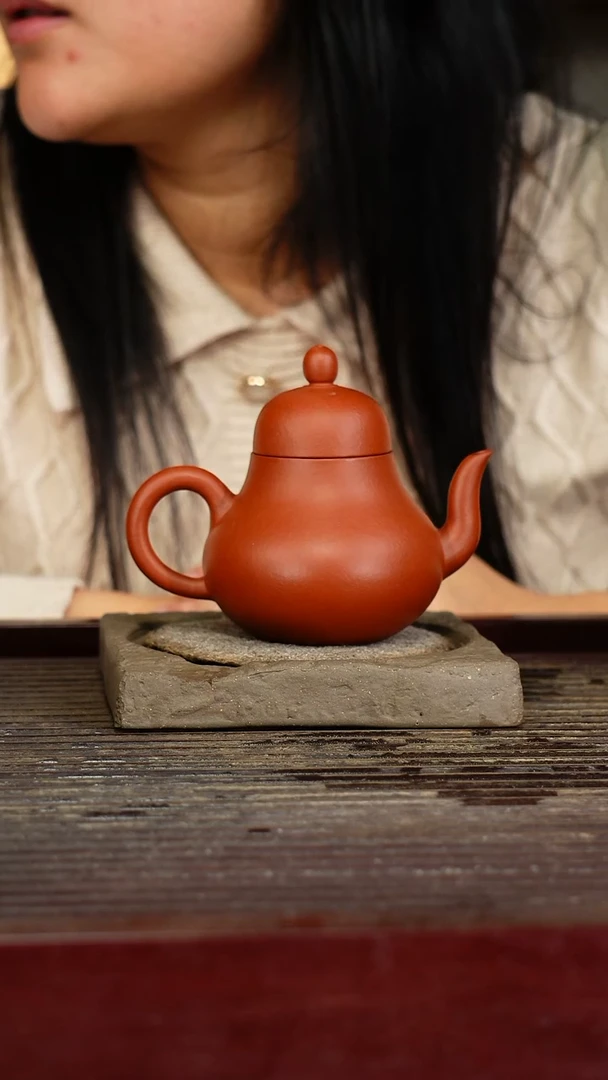 宜兴原矿紫砂壶茶壶宜兴原矿紫砂壶茶壶200C