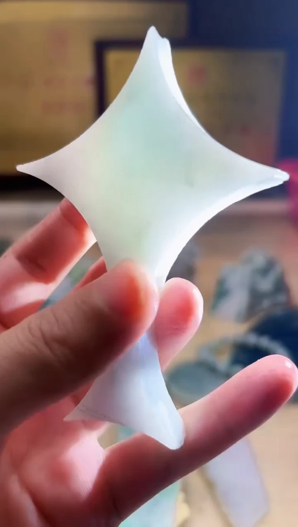 翡翠挂件未镶嵌A货张麦8760