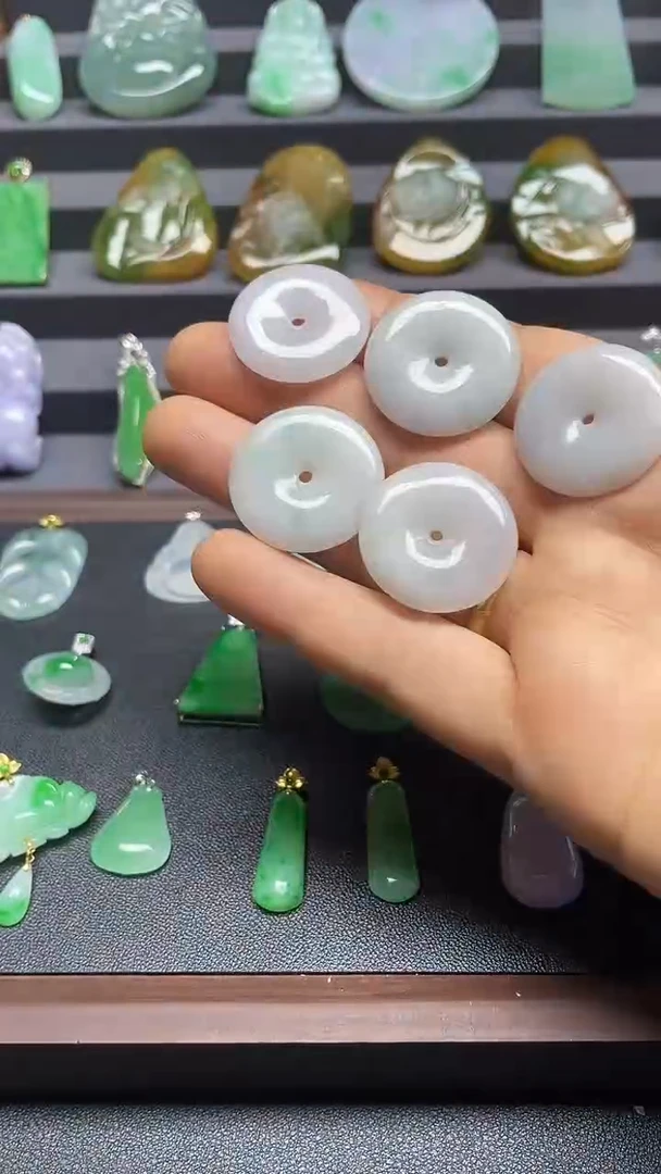 吊坠(不含链)未镶嵌翡翠平安扣多样性发其一