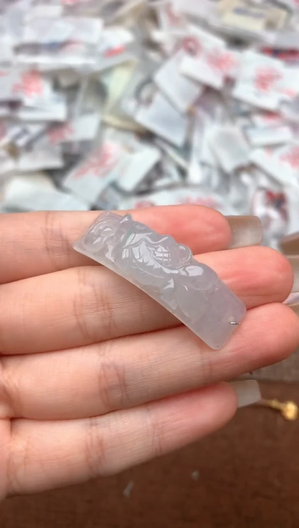 未镶嵌挂件翡翠一