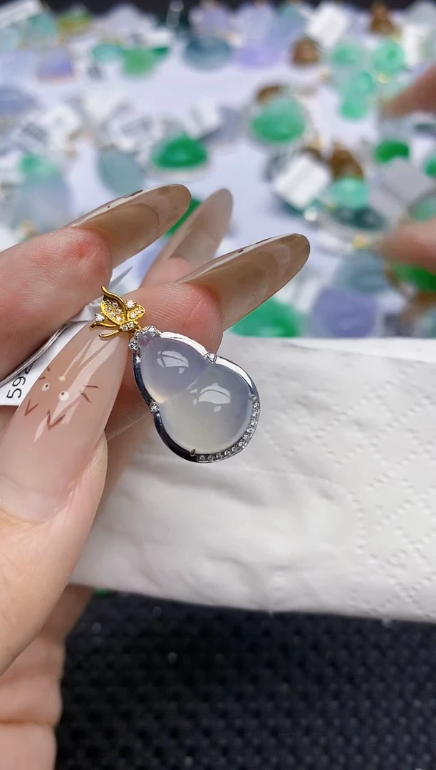 翡翠18K金镶嵌颈饰486   天然翡翠A货