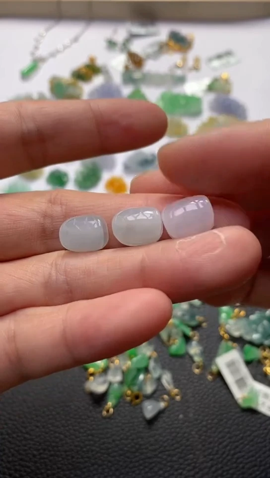 翡翠未镶嵌吊坠(不含链)多样性发其一32536