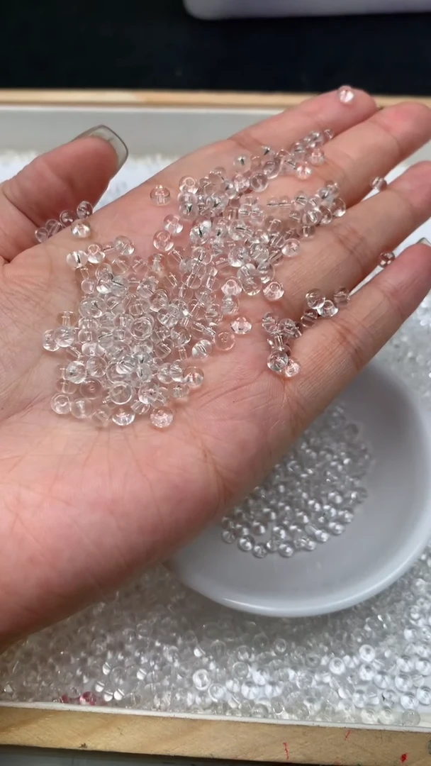 未镶嵌珠宝半成品水晶M668 白水晶2*4mm100个8元