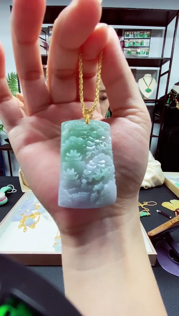 翡翠未镶嵌颈饰翡翠吊坠