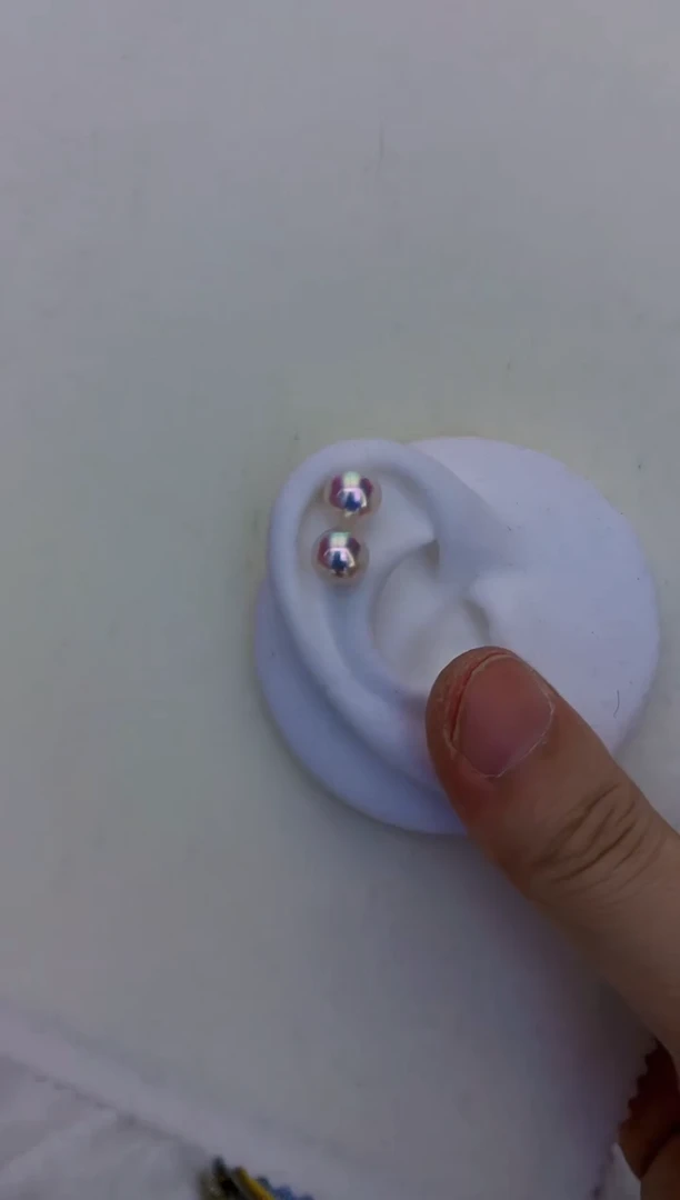 18K金镶嵌海水珍珠饰品8-8.5素钉定制