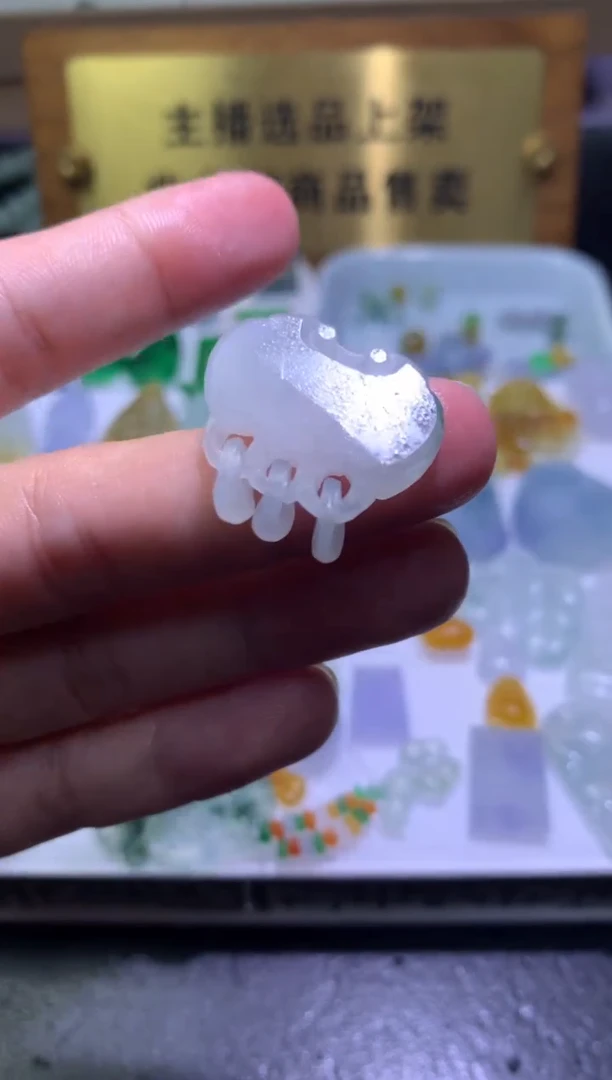 未镶嵌定制翡翠毛货